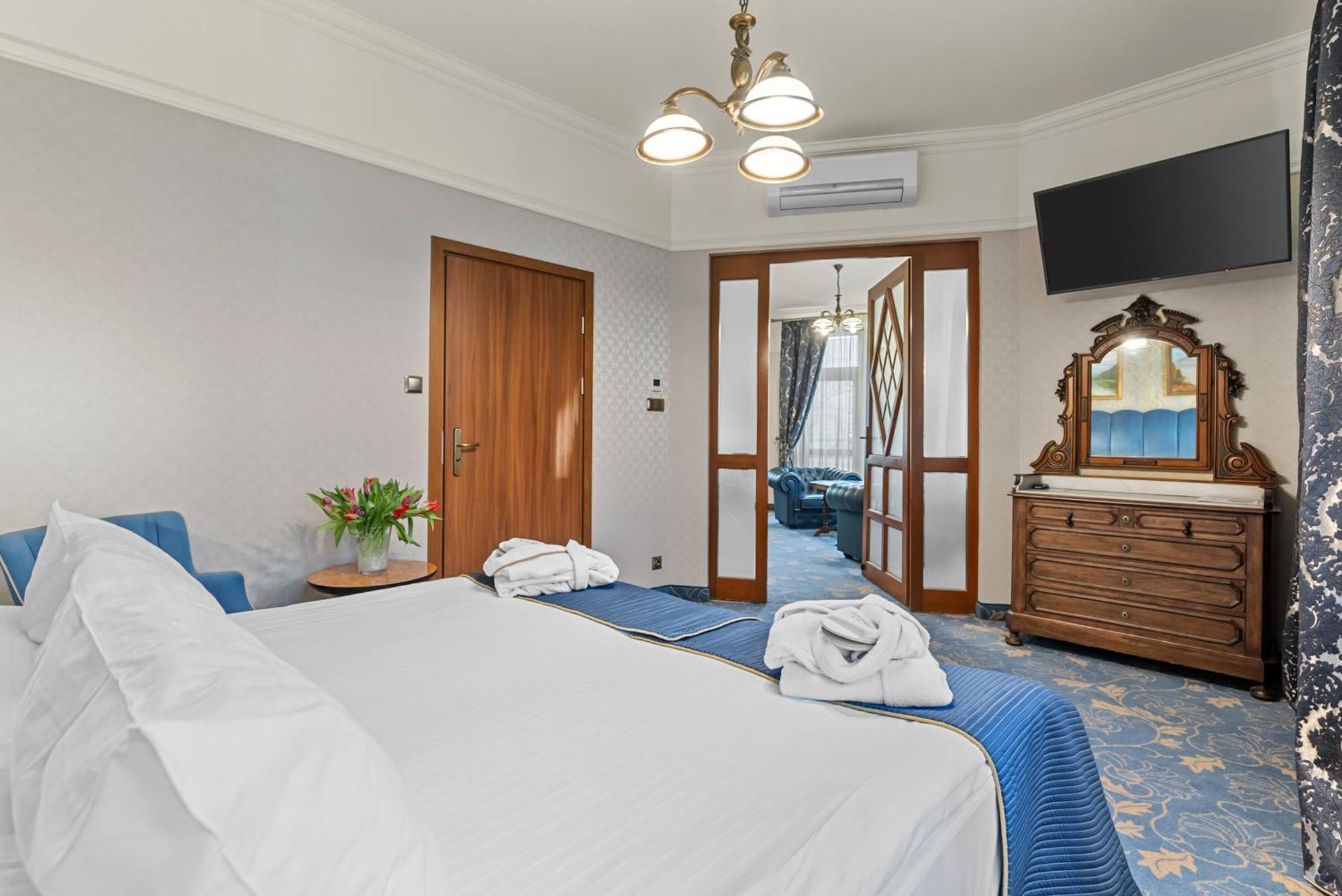 Hotel Diament Plaza Gliwice Exterior photo